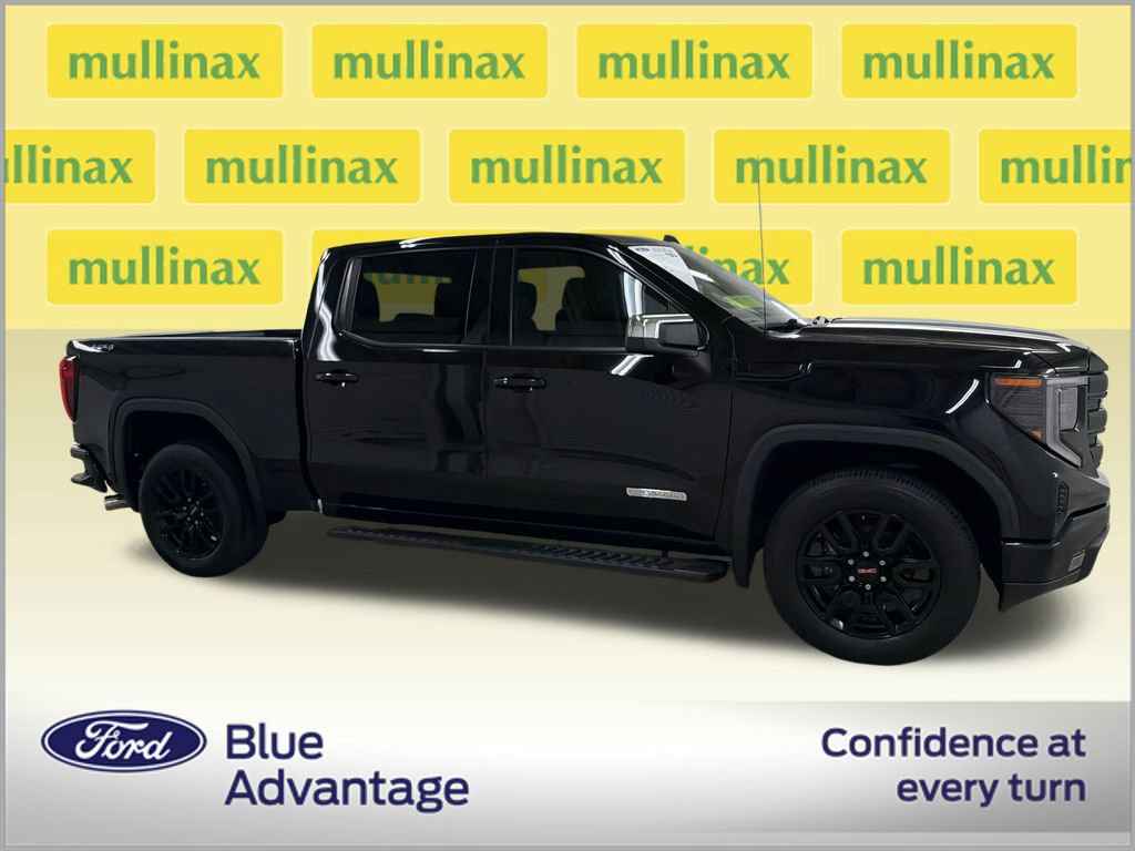 Used 2023 GMC Sierra 1500 Elevation AWD/4WD image 2