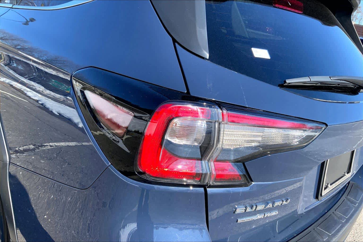 Used 2025 Subaru Outback Premium AWD/4WD image 28