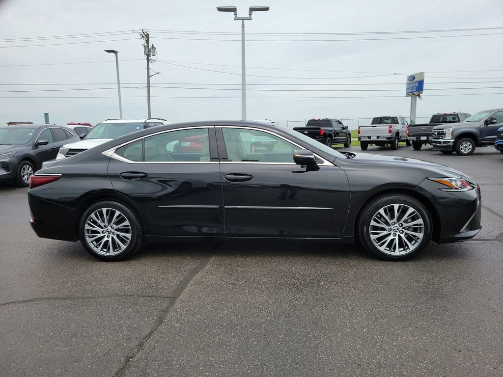 Used 2019 Lexus ES 350 w/ Premium Package FWD image 6