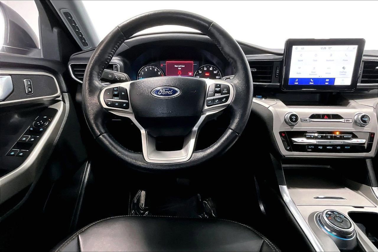 Certified 2023 Ford Explorer XLT w/ Equipment Group 202A image 8