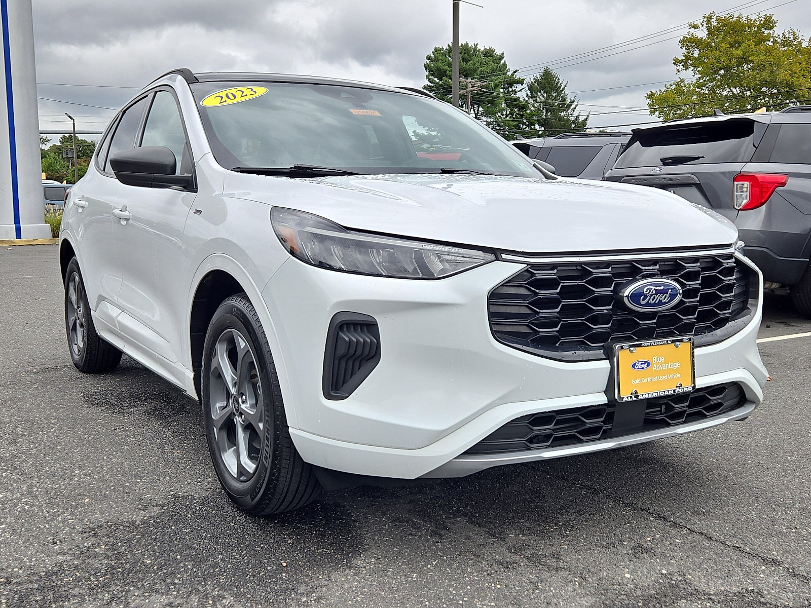 Certified 2023 Ford Escape ST-Line w/ Tech Pack #1 AWD/4WD image 2