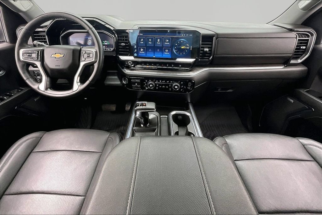 Used 2023 Chevrolet Silverado 1500 LTZ w/ Technology Package AWD/4WD image 16