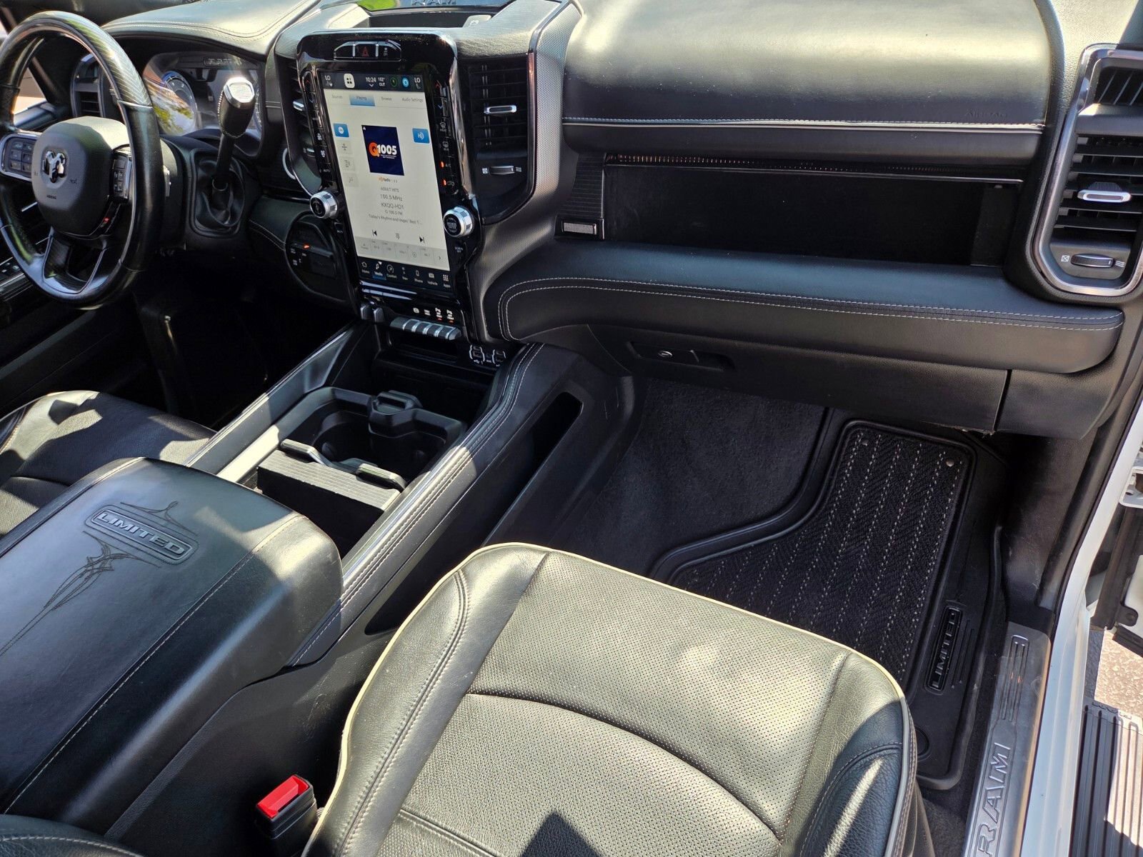 Used 2022 RAM 3500 Limited w/ Protection Group AWD/4WD image 16
