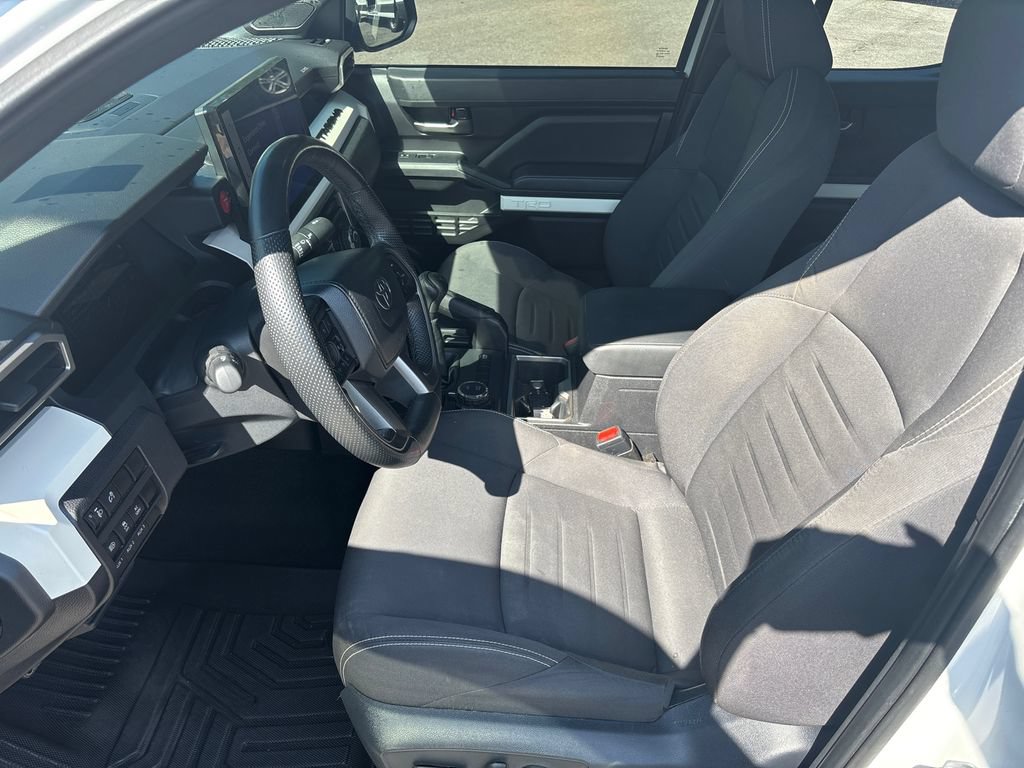 Used 2024 Toyota Tacoma 4x4 Double Cab image 16