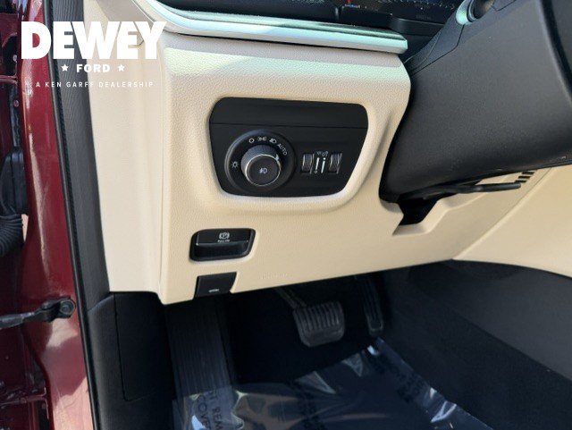 Used 2021 Jeep Grand Cherokee L Limited w/ Trailer Tow Package AWD/4WD image 13