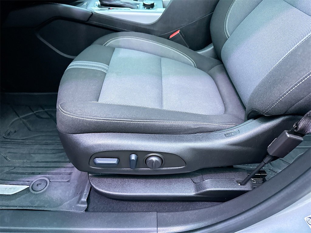 Used 2023 Chevrolet Blazer LT w/ Convenience Package image 9