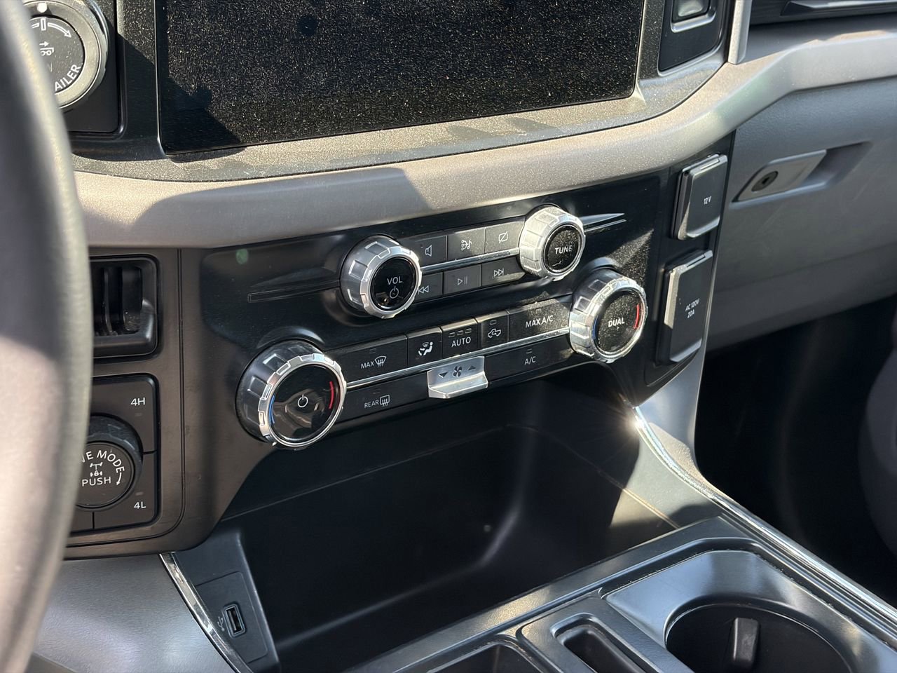 Certified 2024 Ford F150 XLT w/ Mobile Office Package AWD/4WD image 15