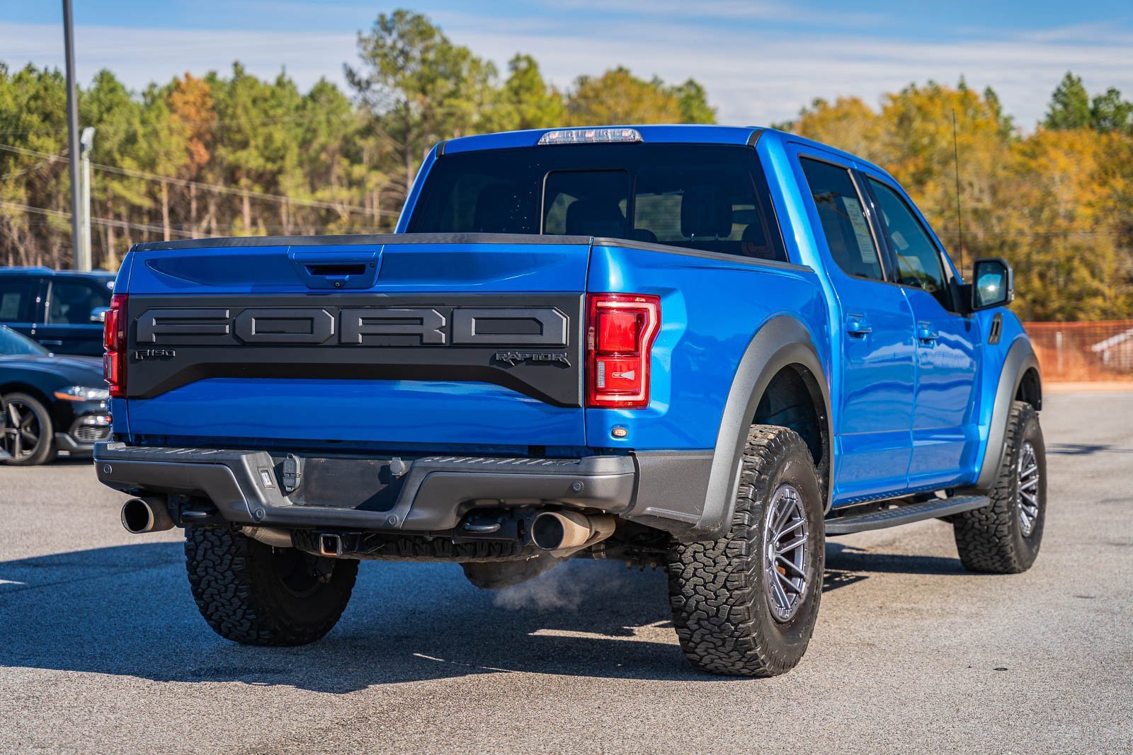 Certified 2019 Ford F150 Raptor w/ Equipment Group 802A Luxury image 5