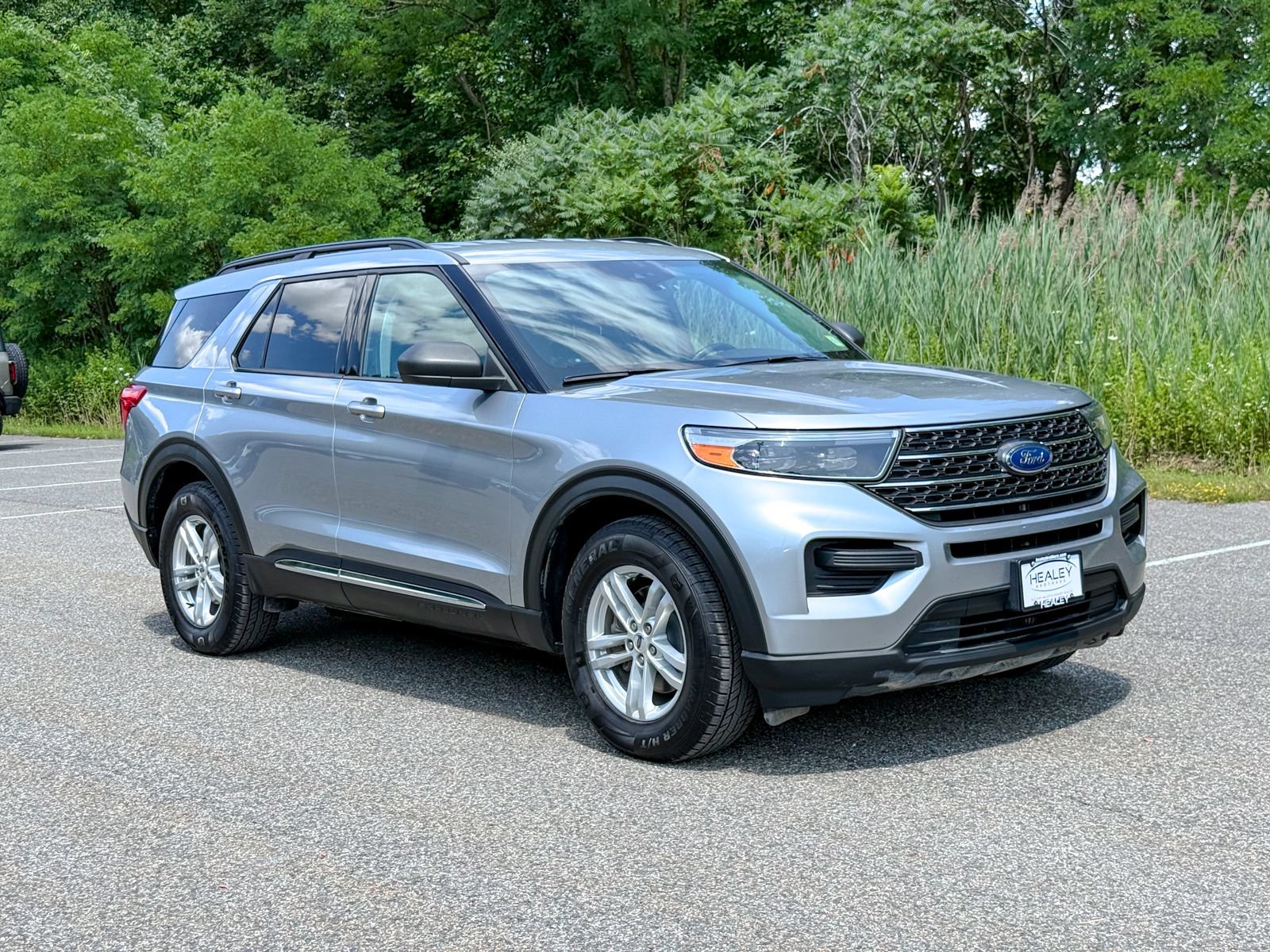 Certified 2022 Ford Explorer XLT w/ Class IV Trailer Tow Package