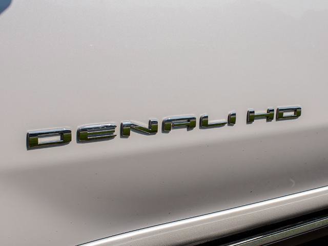 Used 2022 GMC Sierra 3500 Denali w/ Denali Ultimate Package AWD/4WD image 11