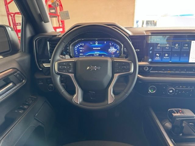 Used 2023 Chevrolet Silverado 1500 RST w/ Z71 Off-Road Package AWD/4WD image 13
