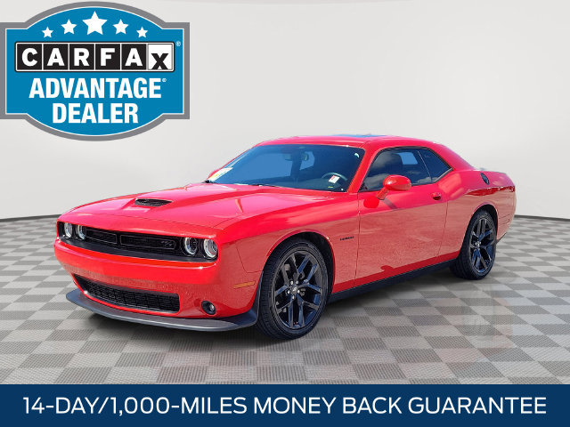 Used 2022 Dodge Challenger R/T RWD image 3