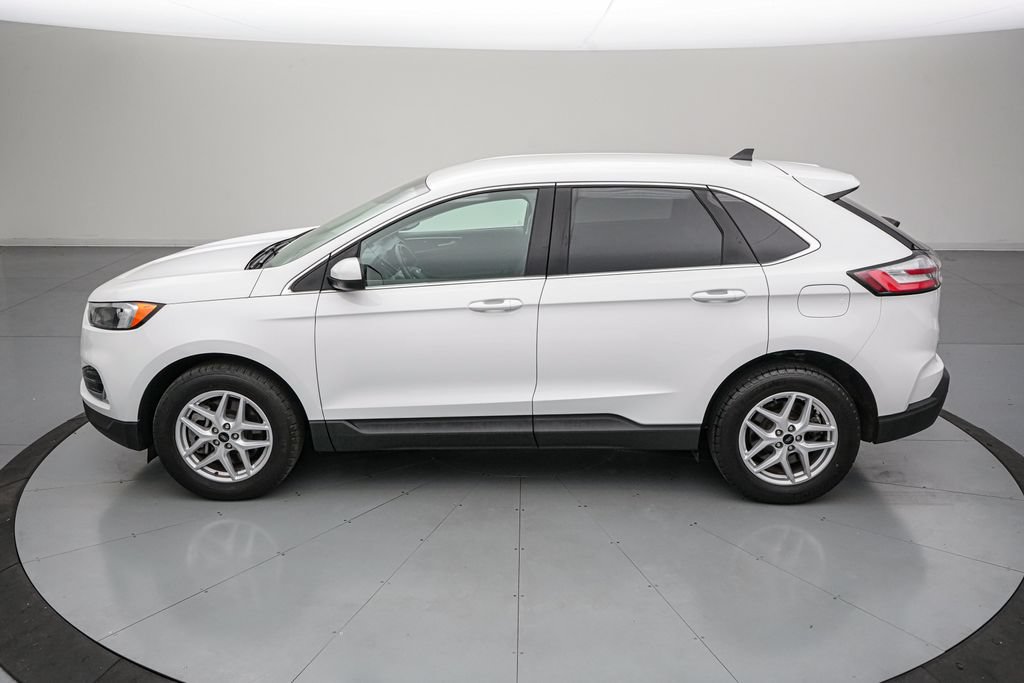 Certified 2023 Ford Edge SEL w/ Convenience Package AWD/4WD image 7