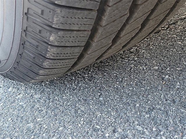 Certified 2023 Ford Expedition Limited image 32