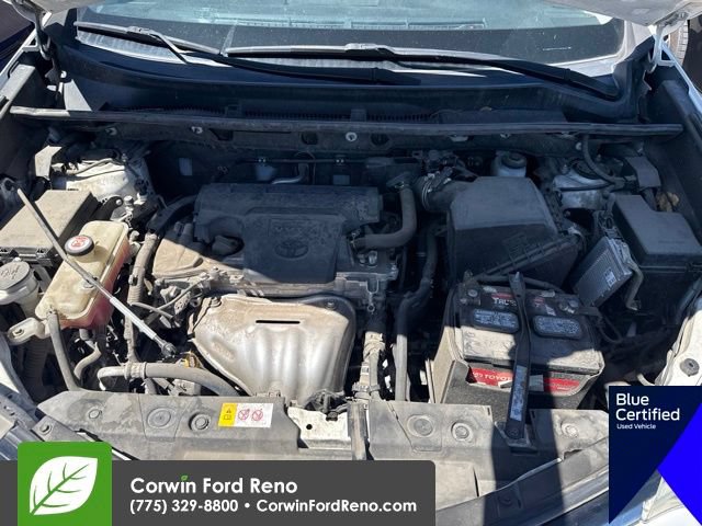 Used 2018 Toyota RAV4 LE w/ All Weather Liner Package AWD/4WD image 21