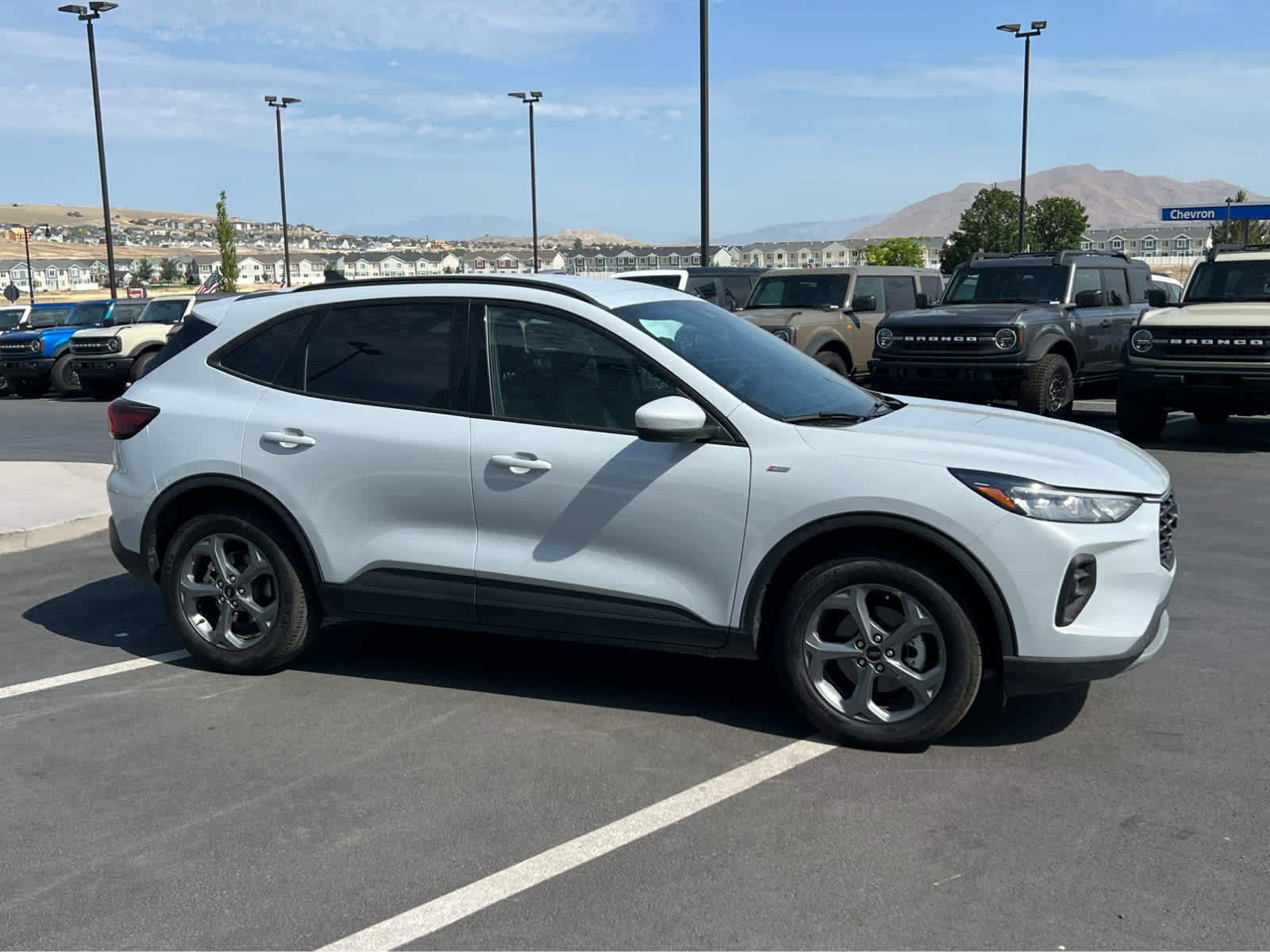Certified 2025 Ford Escape ST-Line Select AWD/4WD image 5