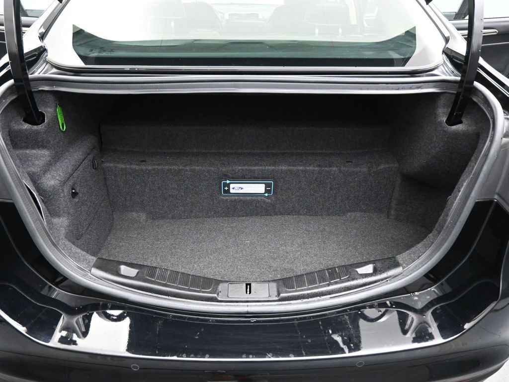 Certified 2017 Ford Fusion Energi SE image 27