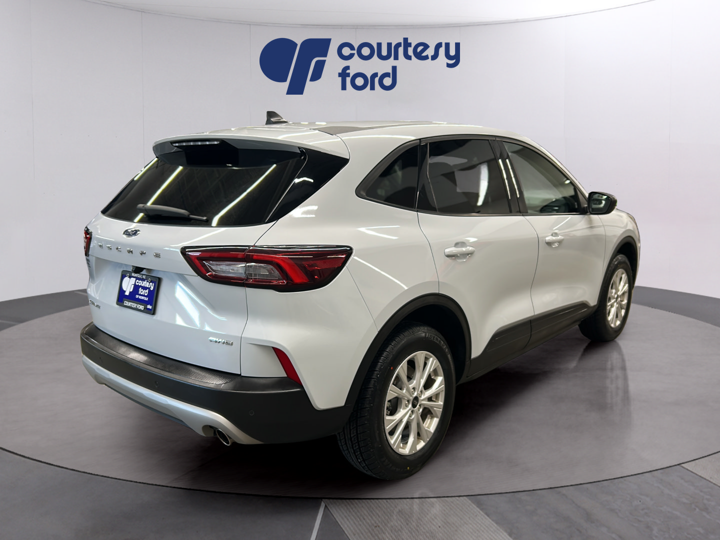 Certified 2025 Ford Escape Active w/ Tech Pack #1 AWD/4WD image 8