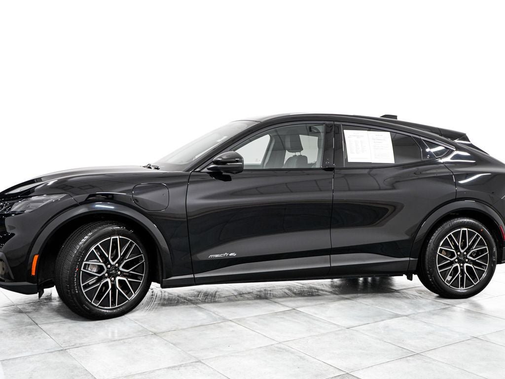 Certified 2025 Ford Mustang Mach-E Premium AWD/4WD image 4