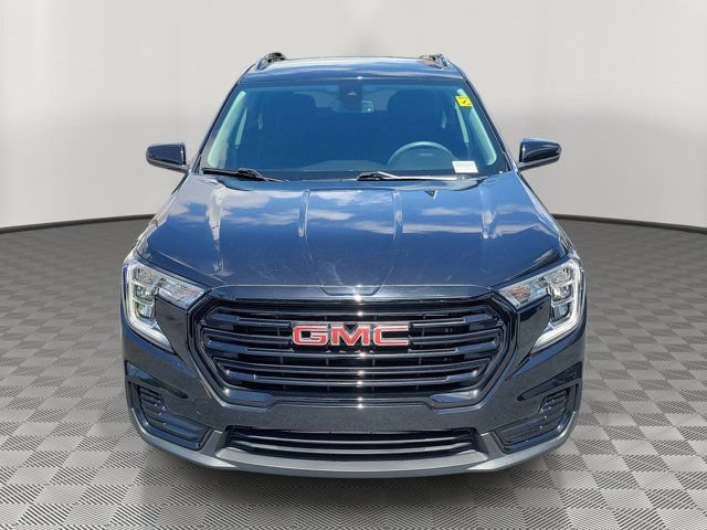 Used 2023 GMC Terrain SLE w/ Driver Convenience Package FWD video 2
