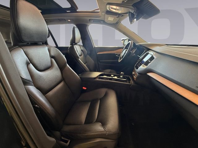 Used 2023 Volvo XC90 B6 Plus w/ Protection Package Premier AWD/4WD image 17