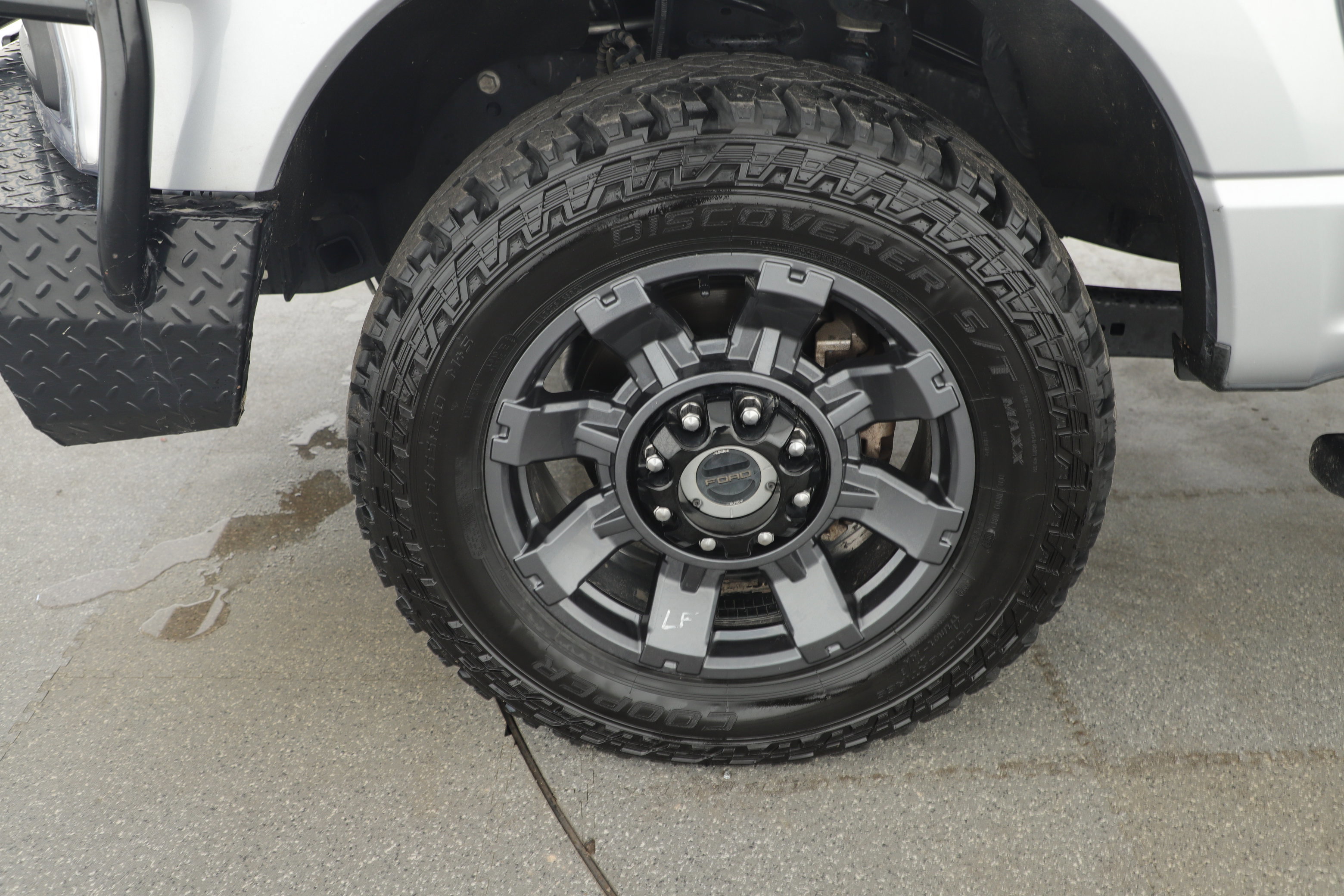 Certified 2023 Ford F250 Lariat w/ Sport Appearance Package image 5