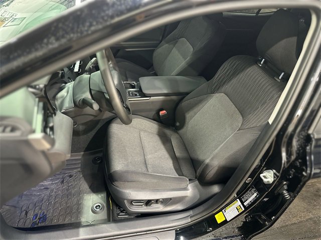 Used 2025 Toyota Camry LE image 12