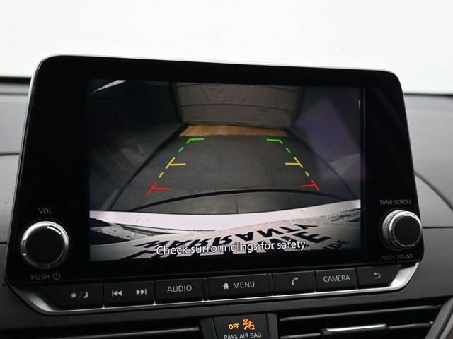 Used 2024 Nissan Altima 2.5 SV image 19