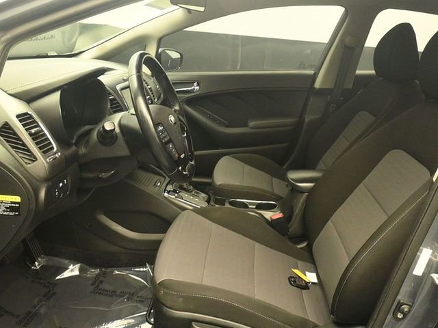 Used 2018 Kia Forte S w/ S Technology Plus Package image 11