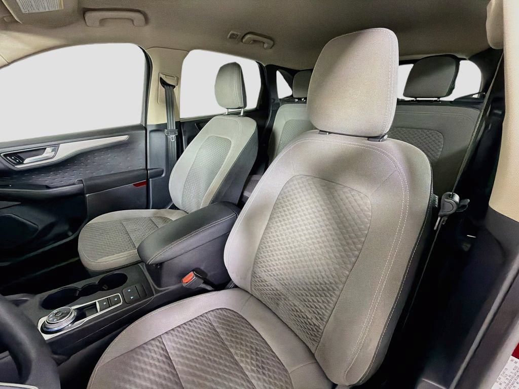 Certified 2020 Ford Escape SE FWD image 14