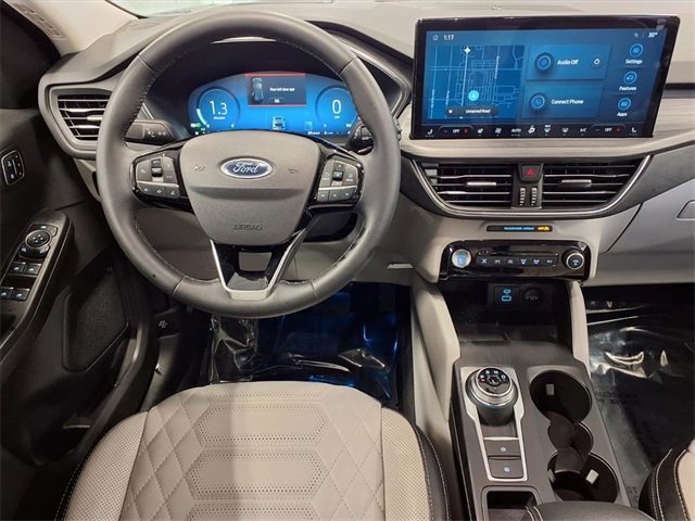 Certified 2023 Ford Escape Platinum w/ Premium Technology Package image 11