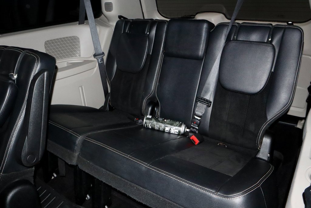 Used 2017 Dodge Grand Caravan SXT image 23