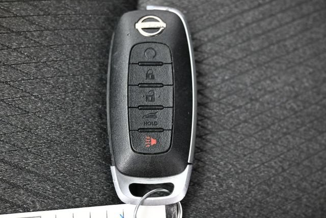 Used 2024 Nissan Rogue SV AWD/4WD image 26