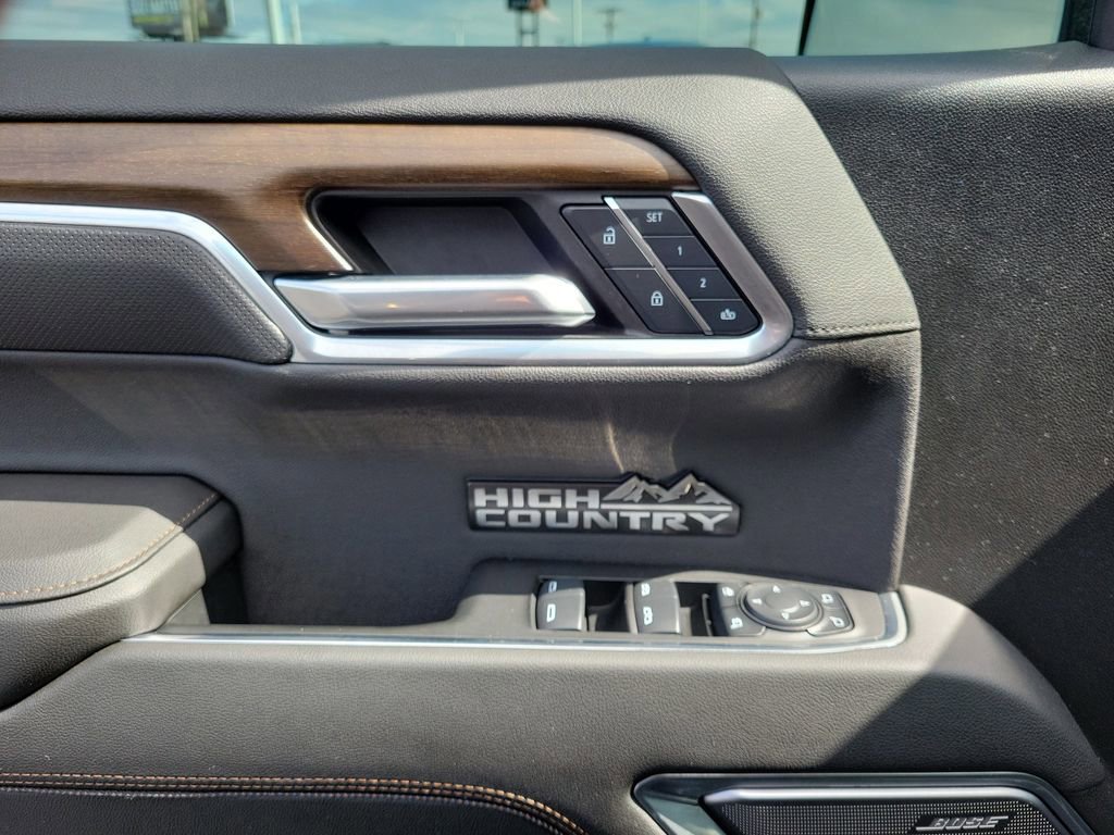Used 2024 Chevrolet Silverado 1500 High Country w/ High Country Premium Package image 19
