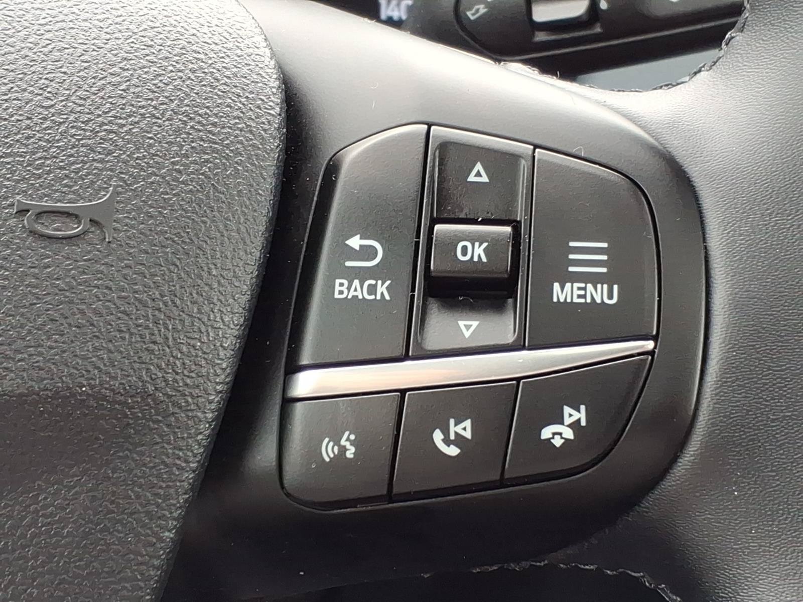 Certified 2024 Ford Maverick Lariat w/ 4K Tow Package AWD/4WD image 25