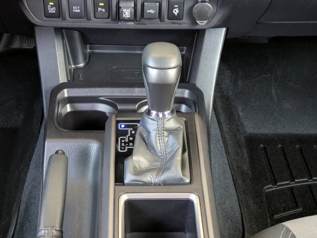 Used 2022 Toyota Tacoma TRD Sport image 18