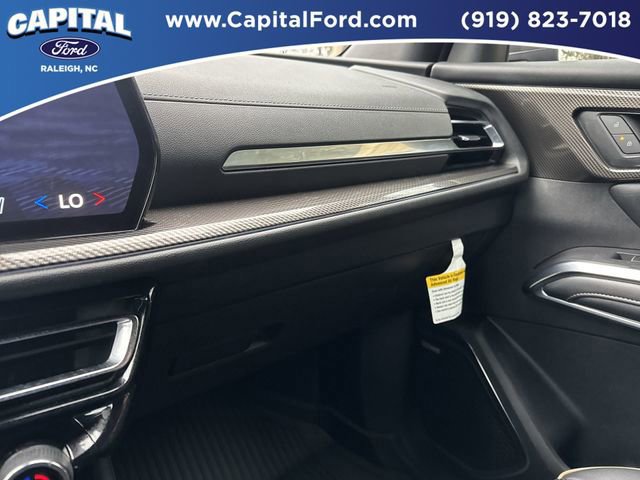 Used 2025 Chevrolet Traverse High Country image 27