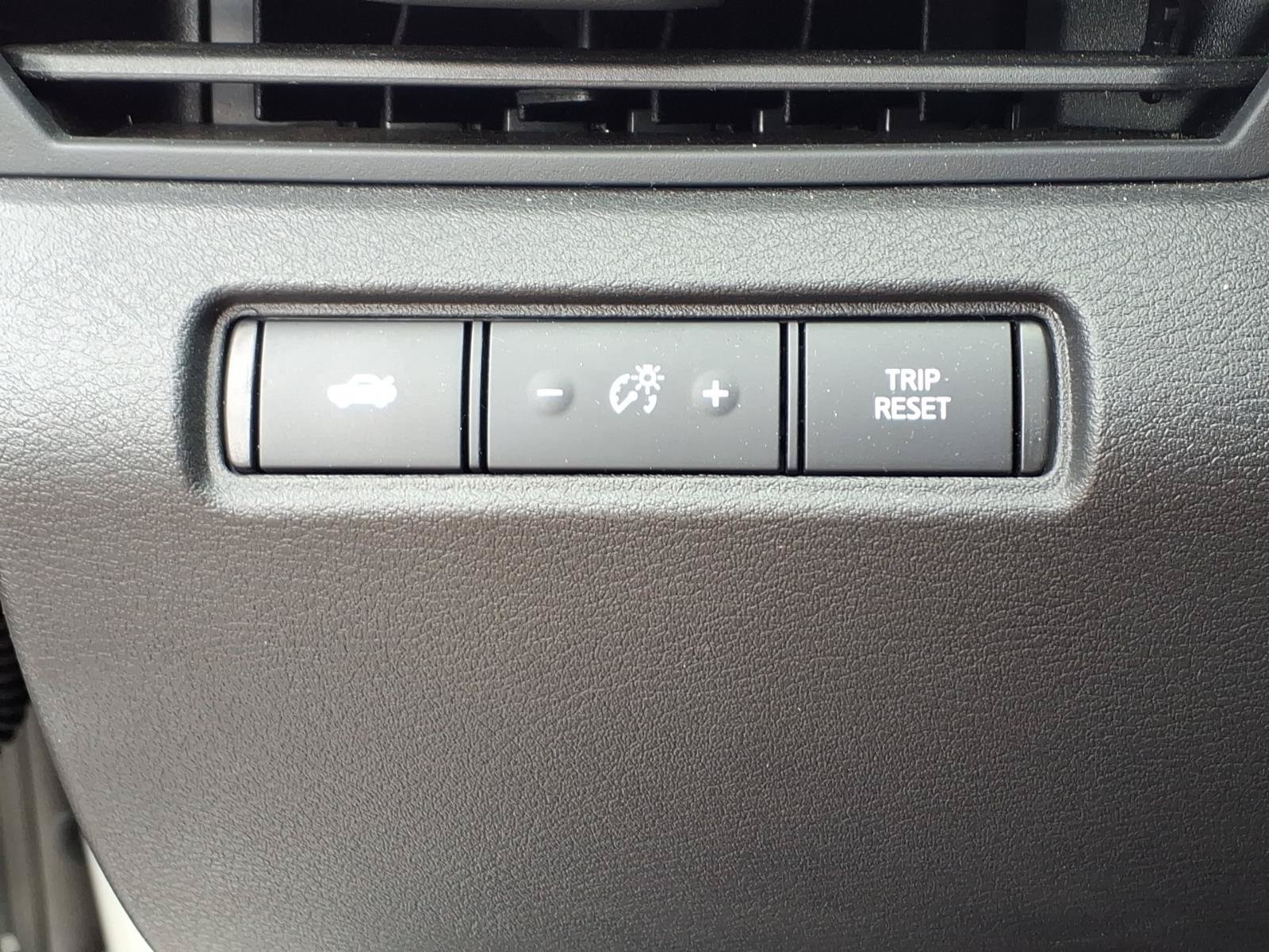 Used 2025 Nissan Altima 2.5 SV FWD image 22