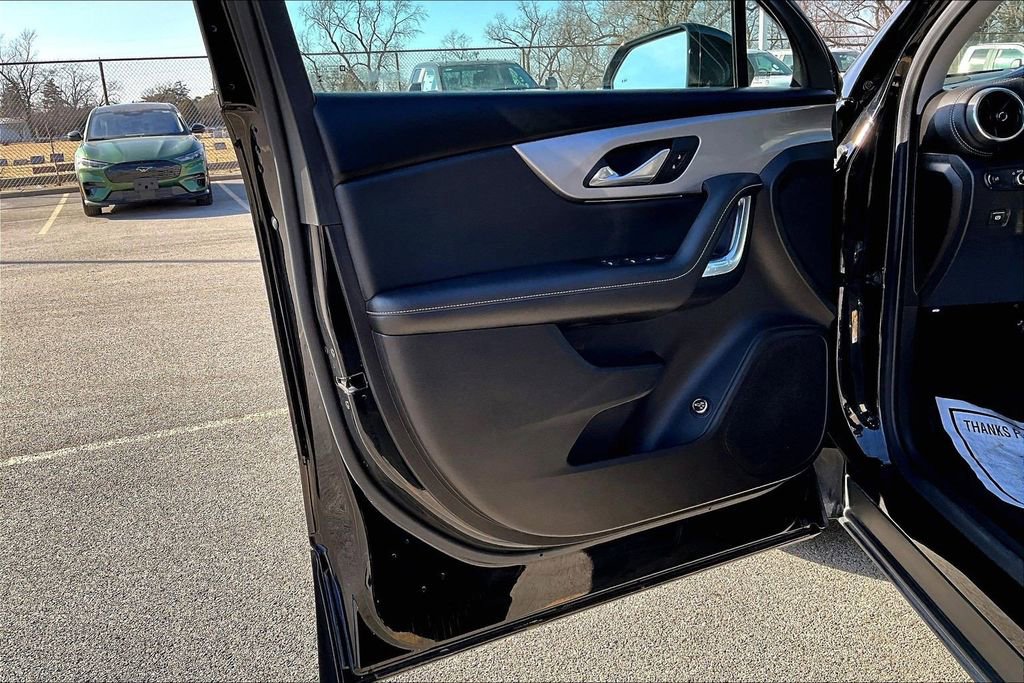 Used 2024 Chevrolet Blazer LT w/ Convenience Package image 21