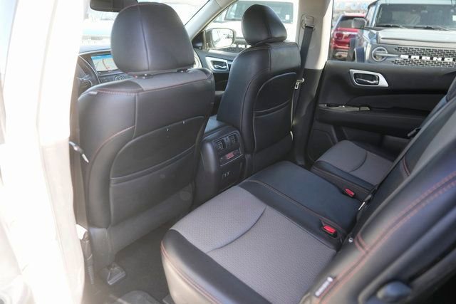 Used 2019 Nissan Pathfinder SV w/ Rock Creek Edition image 11