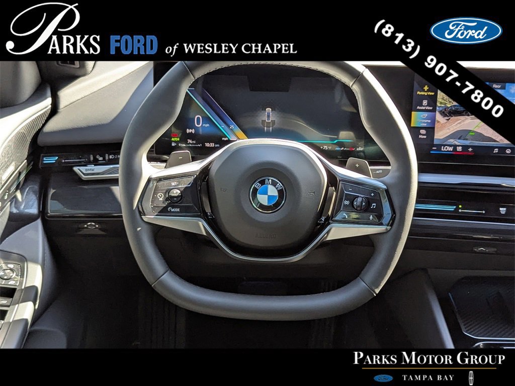 Used 2025 BMW 530i xDrive w/ Premium Package image 13
