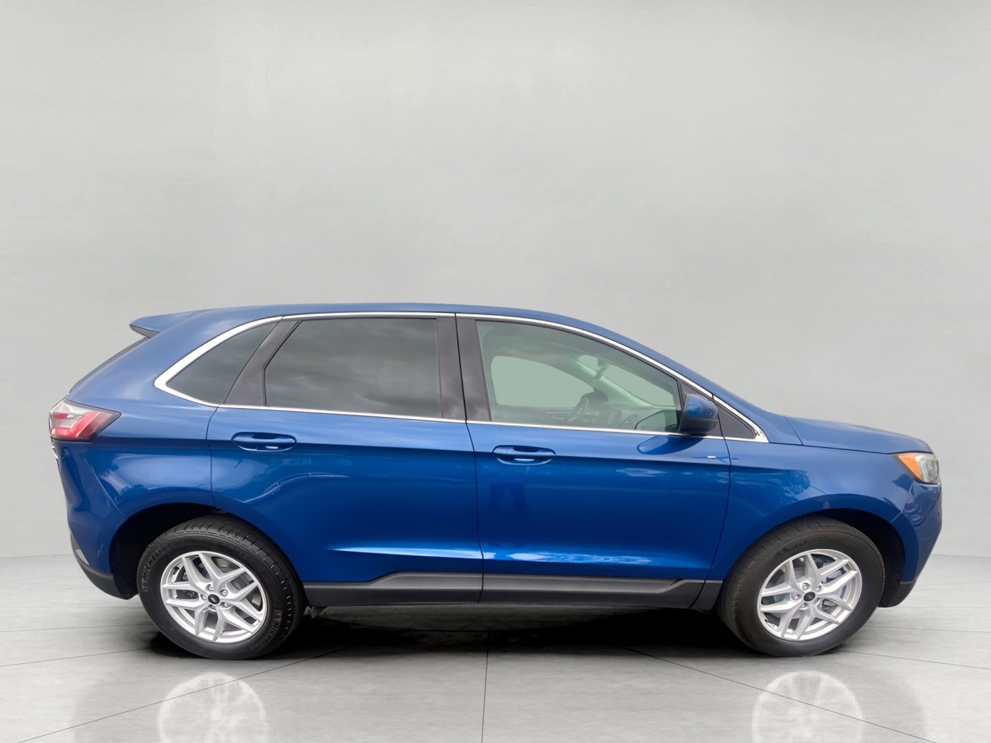 Certified 2023 Ford Edge SEL w/ Convenience Package AWD/4WD image 10