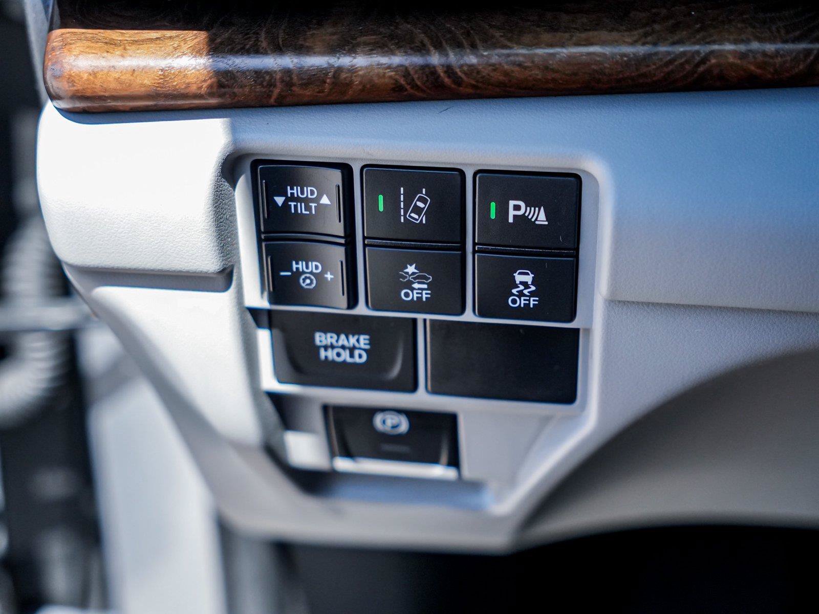 Used 2019 Acura RDX w/ Advance Package FWD image 18