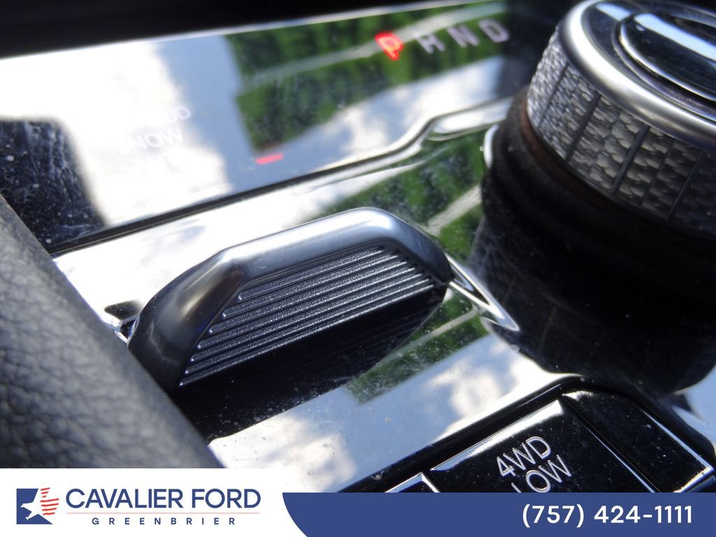 Used 2024 Jeep Grand Cherokee Trailhawk w/ Advanced Protech Group II AWD/4WD image 53