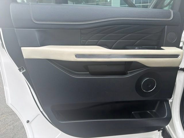 Certified 2018 Ford Expedition Max Platinum AWD/4WD image 23