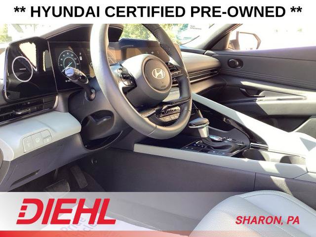 Certified 2025 Hyundai Elantra Limited FWD image 23