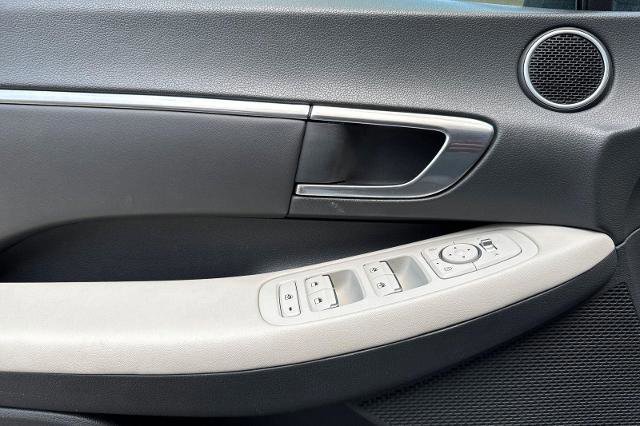 Used 2023 Hyundai Sonata SEL image 16