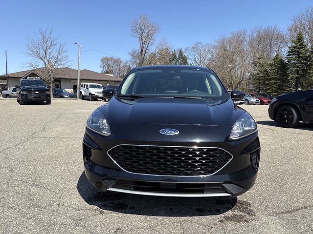 Certified 2020 Ford Escape SE image 8