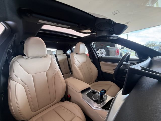 Used 2023 BMW i4 eDrive35 RWD image 22