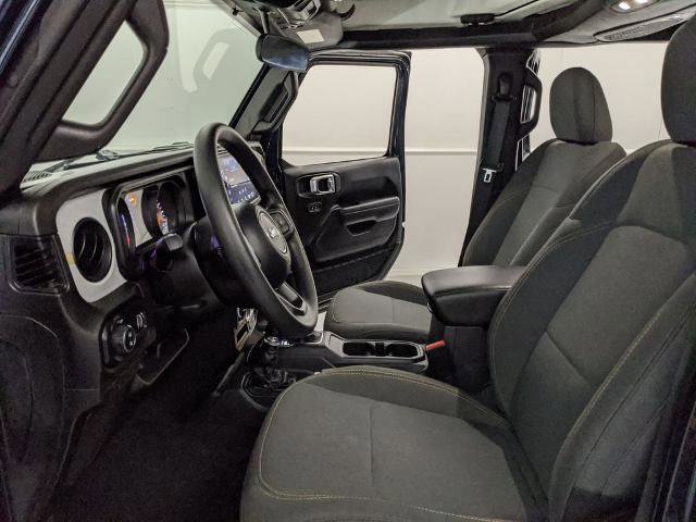 Used 2025 Jeep Gladiator Sport image 19